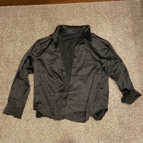Shein Black polyester Button up - Picture 1 of 2